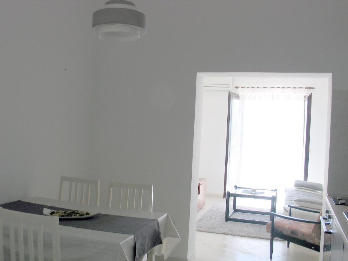 Apartmani Kunteja Pag Town Dış mekan fotoğraf