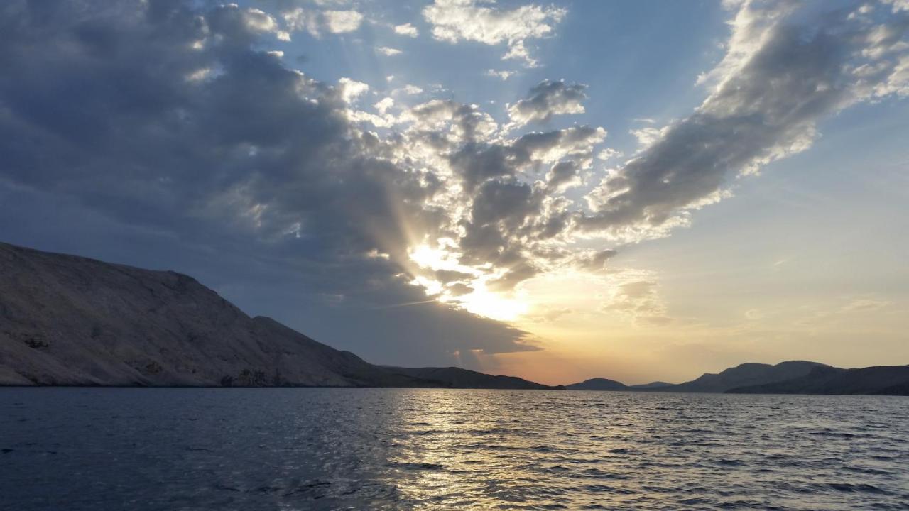 Apartmani Kunteja Pag Town Dış mekan fotoğraf